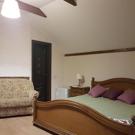 Zelena Sadyba Turichki Habitación foto
